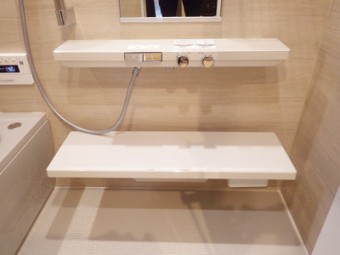 TOTO シンラで上質な浴室空間を TOTO シンラで上質な浴室空間を